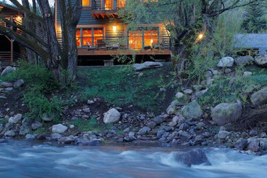 Photo of a traditional home in Denver.