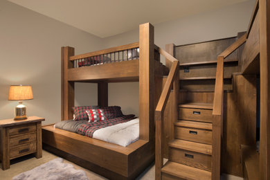 Bedroom - rustic bedroom idea in Vancouver