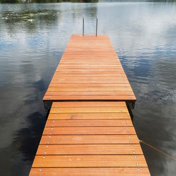Deck in bangkirai with corten steel design