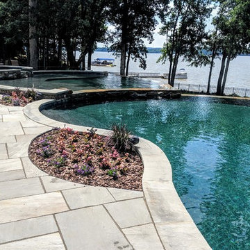 Lakeside Luxury Vanishing Edge Pool