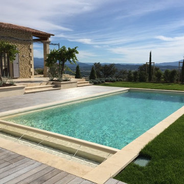 Construction d'une maison en pierres à Gordes