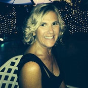 Debbi McDermott's photo
