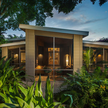 Venice Island Mid-Century Modern