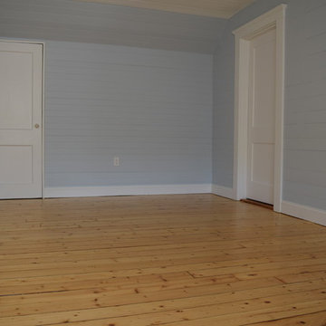 Knotty Pine Floors