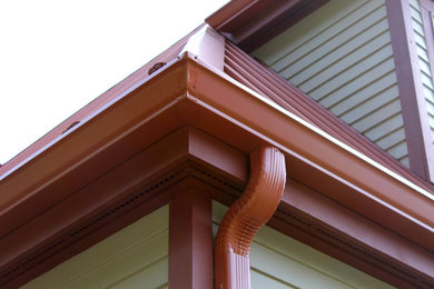 Red Color Gutters