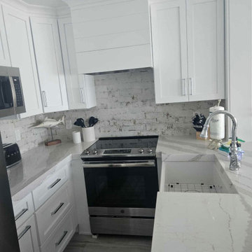 White Kitchen Cabinets
