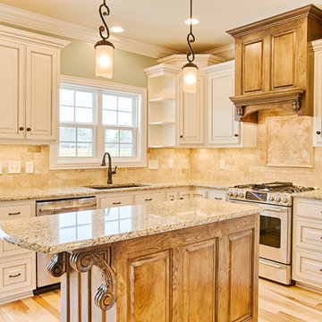 Fantastic Colonial Style Home