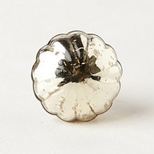 Stylish furniture knobs