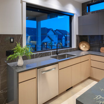 Millionaire Lottery Home - Eagle Mountain, Abbotsford