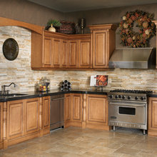 Kitchen Counter/Backsplash
