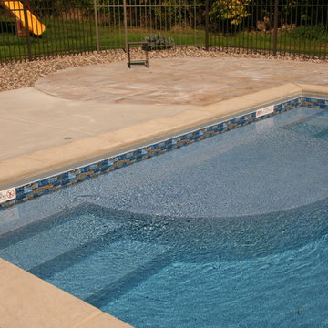Radius Sundeck with Dual Steps