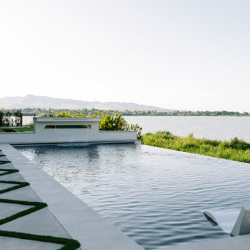 Breathtaking View Infinity Pool in Saratoga Springs