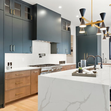 Saddleback Drive - Gorgeous Green & Maple Kitchen