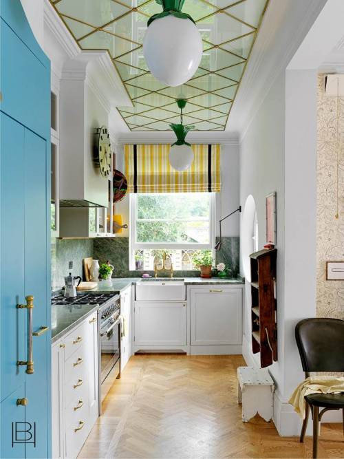 Glass ceiling in kitchen