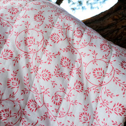 Feminine Bedding - Bedroom Products
