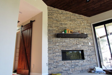 Inspiration for a craftsman home design remodel in Los Angeles