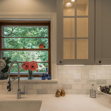 Windsor White Shaker Kitchen Cabinets