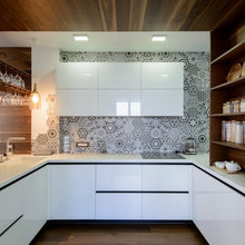 Kitchen 332
