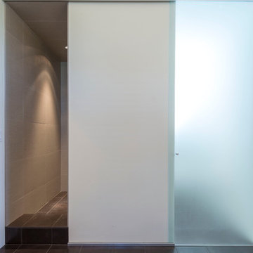 Contemporary Bathroom