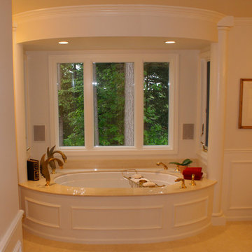 Custom Bathroom & Vanity
