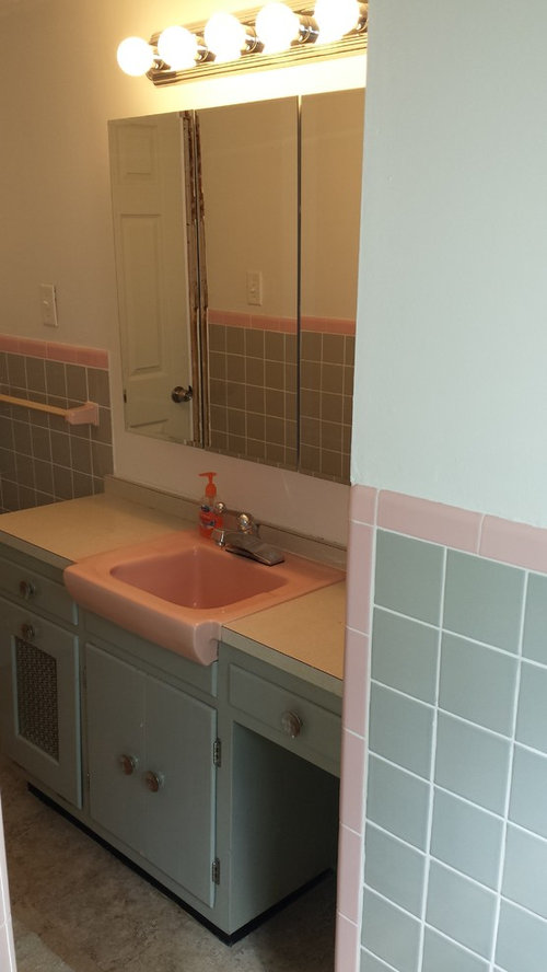 Need Help With My 50s Grayish Blue And Pink Tile Bathroom - How To Decorate A Pink And Blue Tile Bathroom