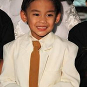 Robert Pocholo Ayroso's photo