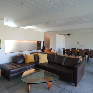 Las Ovejas Eichler Reconstruction + Addition