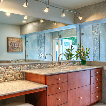 Baldwin Master Bathroom