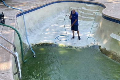 SWIMMING POOL CLEAN UPS