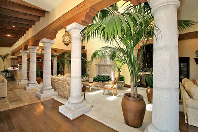 Inspiration for a traditional patio in San Diego.
