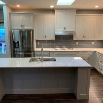 Transitional Kitchen Remodel Done with a New Island