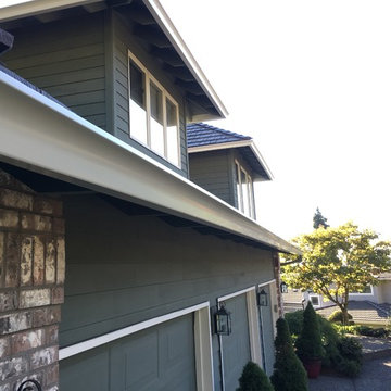 Spanish round modern gutters