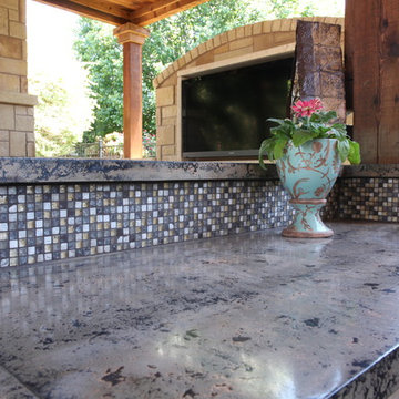 Hard-scapes and Outdoor Living in Tight Spaces