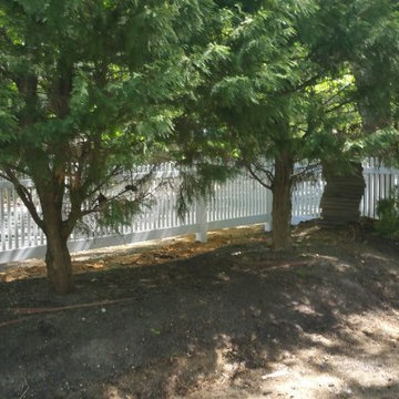 Yard Fence - Wainscot, NY