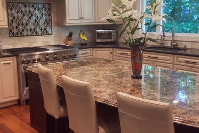 Example of a transitional kitchen design in Baltimore