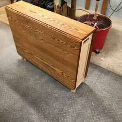 Roll away table - Products