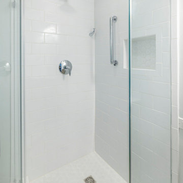Transitional Small Bathroom Remodel / Alexandria, VA