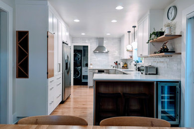 Example of a kitchen design in Portland