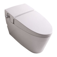 Dee's toilet