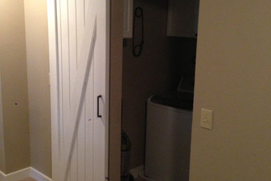 Laundry room photo in Cleveland