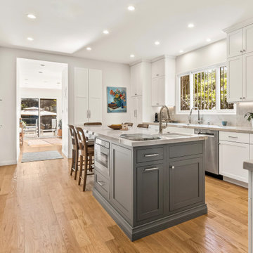 Spalding Drive Kitchen / Beverly Hills, CA
