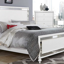 Homelegance 1845-1 Alonza White Queen Bed - Panel Beds