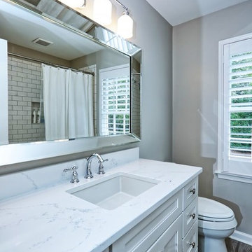 Bright Contemporary Bathroom