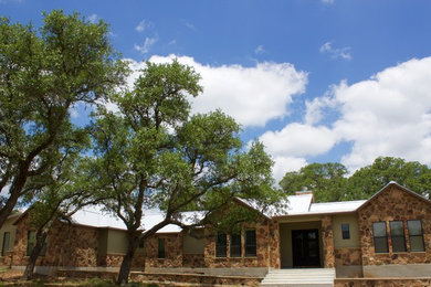 Traditional exterior home idea in Austin