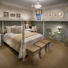 Bench at the end of the bed