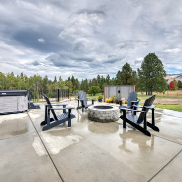 Lone Pine Lodge