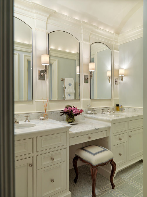 Best Bathroom Sconce Design Ideas & Remodel Pictures | Houzz