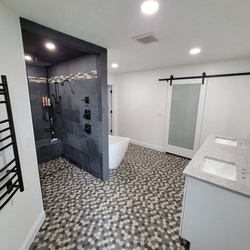 Master On-Suite Gallery