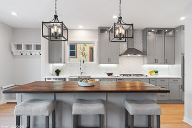 Kitchen photo in Chicago