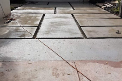 Example of an exterior home design in Miami